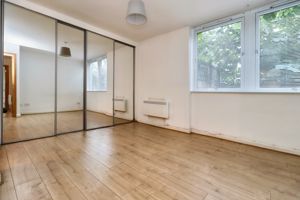 Main bedroom- click for photo gallery